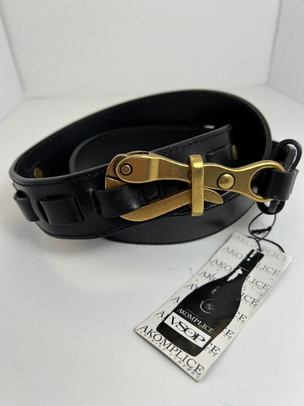 NWT Akomplice Pelican Hook Black Leather Belt